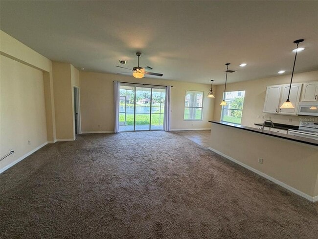 Building Photo - 2363 Bartek Pl