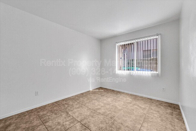 Building Photo - 1240 Visconti Dr