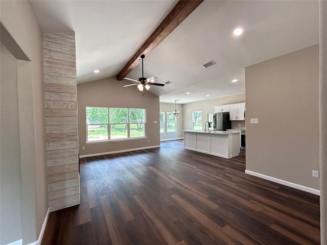 Building Photo - 923 Putman St
