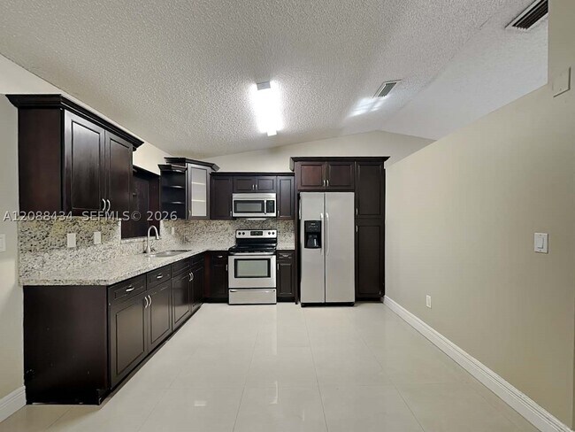 Building Photo - 14867 SW 56th Terrace
