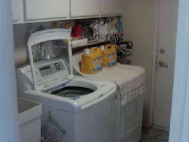 Building Photo - 30911 Bardmoor Dr