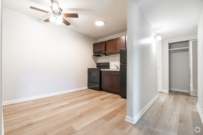 Meadow Creek - 1BR, 1BA - 600SF - Kitchen - Meadow Creek