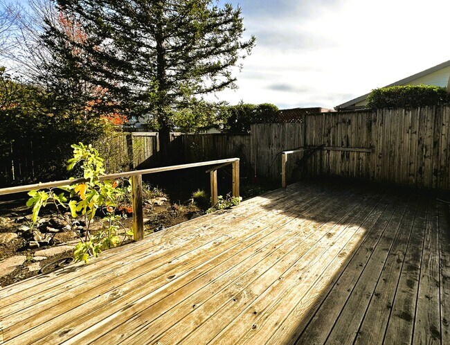 Building Photo - 432 Cambiaso Pl