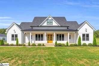 Building Photo - 164 Triangle Pine Rd