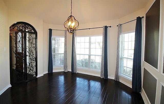 Building Photo - 110 White Oak Ln