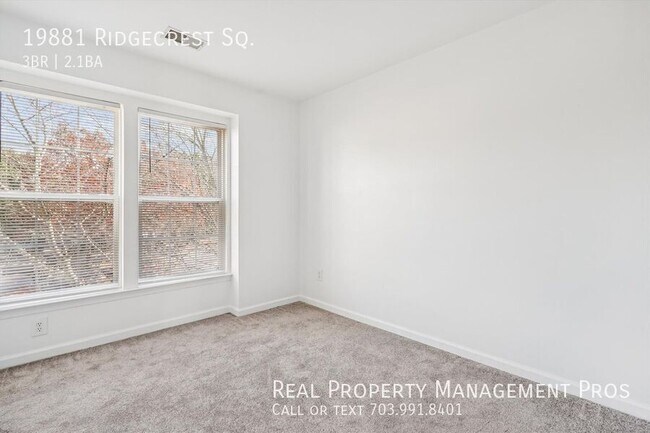 Building Photo - 19881 Ridgecrest Square