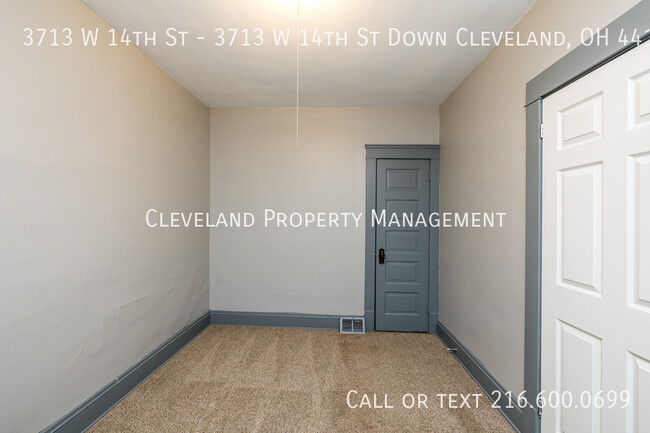 Building Photo - Wonderful Cleveland Duplex