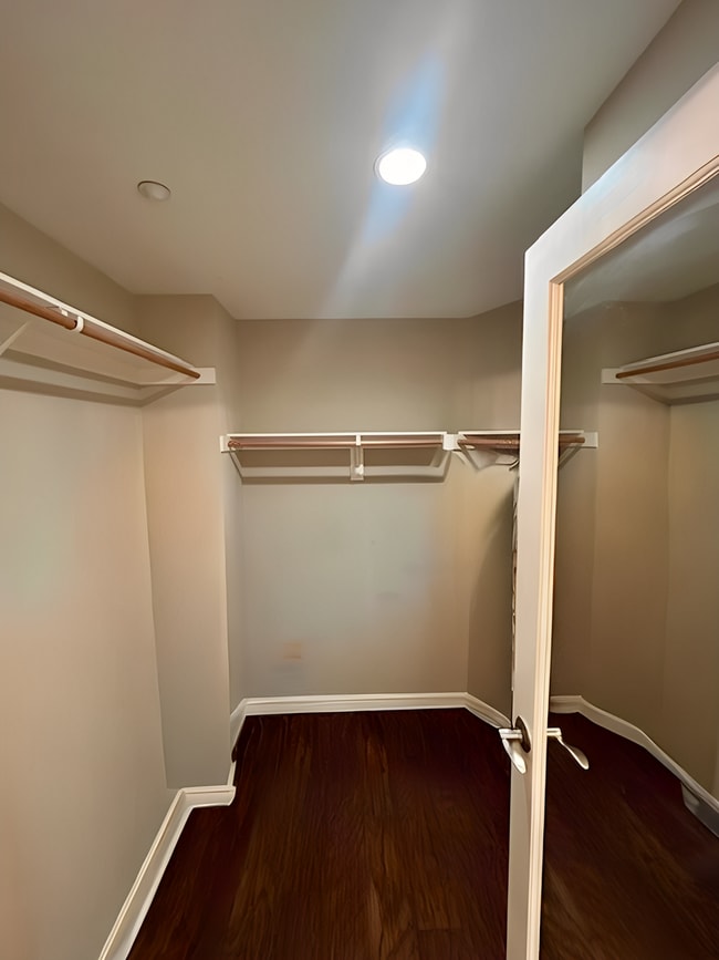 Building Photo - 2bed 2bath 1,401 Sqft VANTIS Condo in the Heart of Aliso Viejo