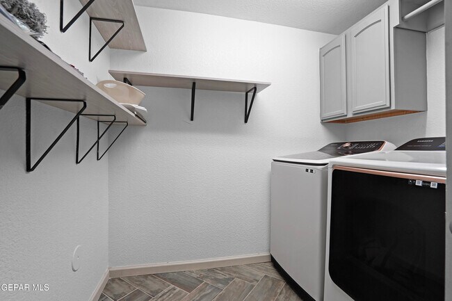 Building Photo - 12800 Tierra Alexis Dr