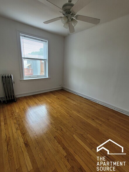 Building Photo - 4933 N Whipple St
