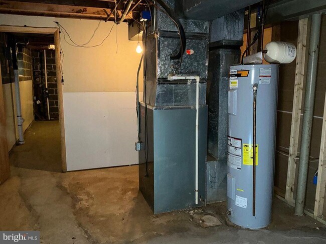 Building Photo - 9812 Wilden Ln