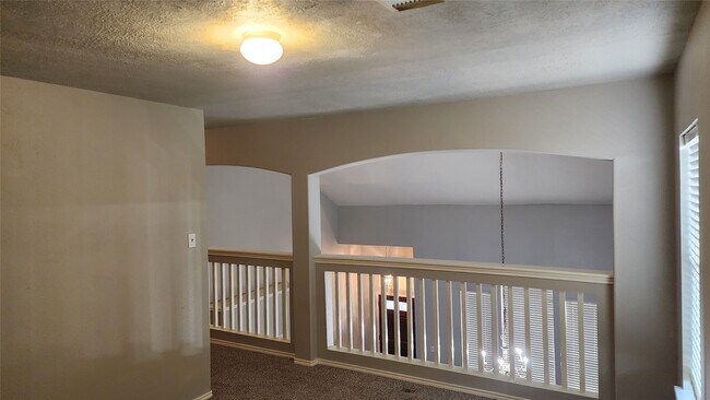 Building Photo - 20218 Mammoth Falls Dr