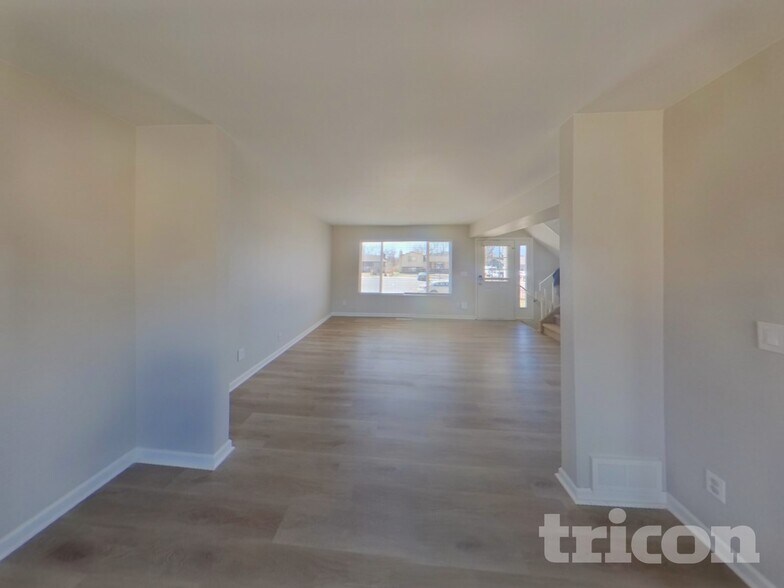 Building Photo - 4080 Candea Ct