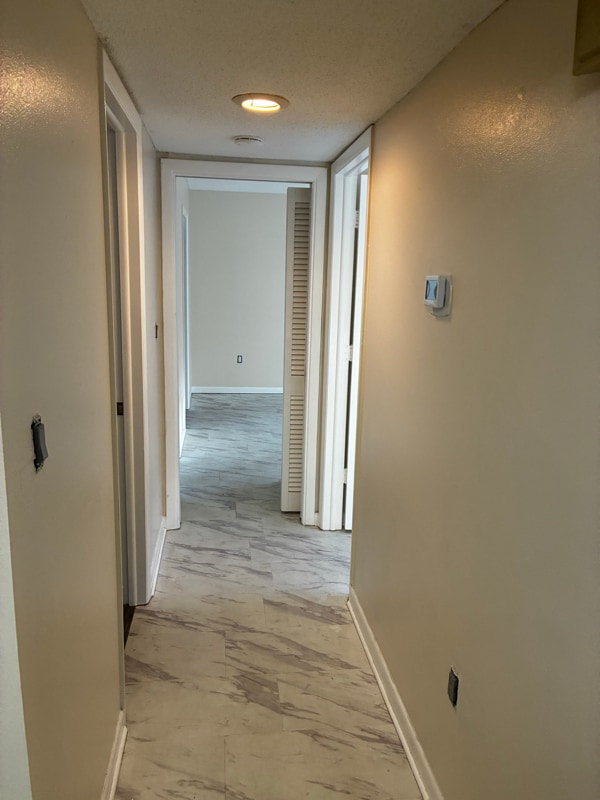 Building Photo - 5428 Larchmont Ct
