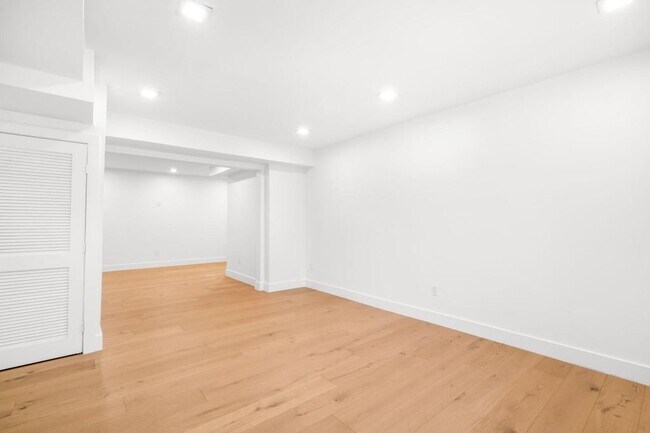 Building Photo - 1046 Wiley Bridge Rd