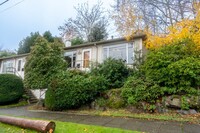 Building Photo - 1Bd/1Ba Seattle Duplex