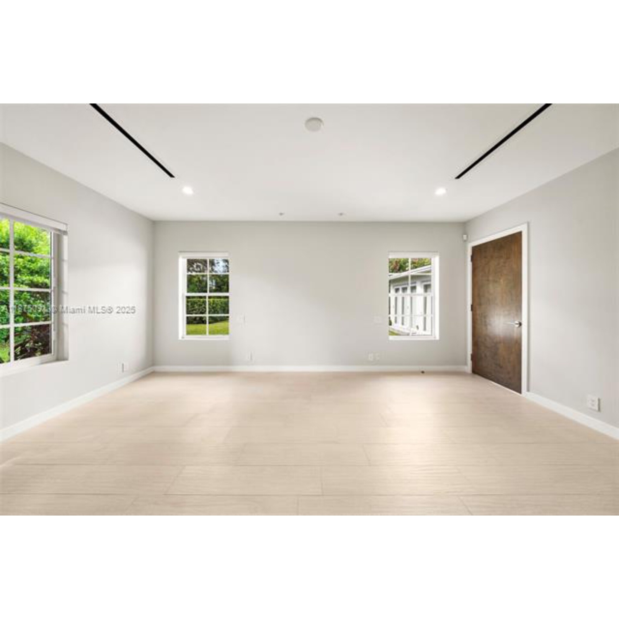 Building Photo - 4380 Lake Rd