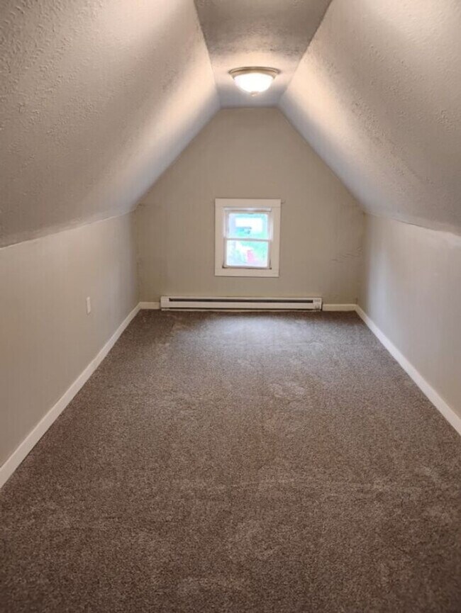 Primary Photo - 4 Bd 2 Ba Single Family Home for Rent