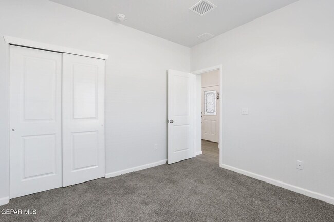 Building Photo - 1122 Gallium Ave