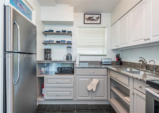 Building Photo - 26 NE 3rd St