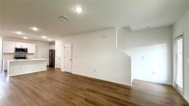 Building Photo - 3710 King Hill Dr