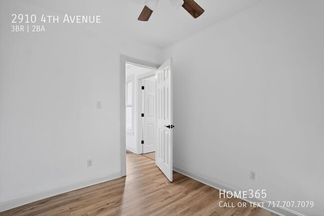 Building Photo - 2910 4th Ave