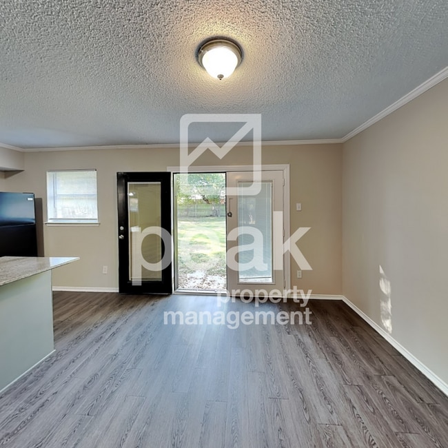 Building Photo - $1699! 3Bed/1 1/2 Bath Home for rent in Ar...