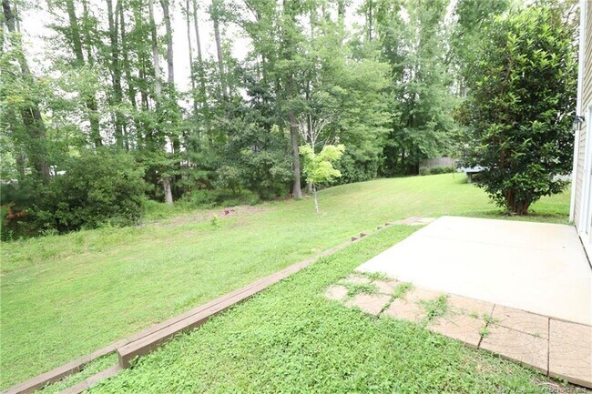 Building Photo - 125 Occidental Dr