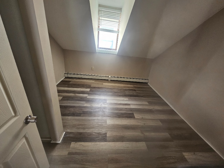 Building Photo - 95 Oakland Ave