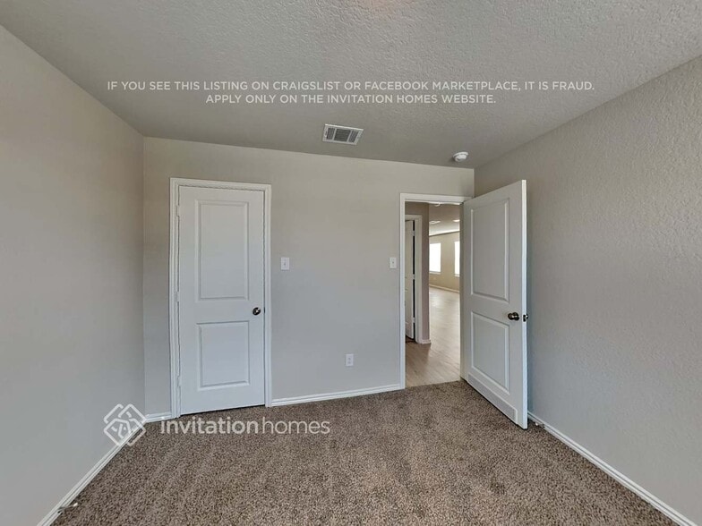 Building Photo - 14626 Calaveras Creek