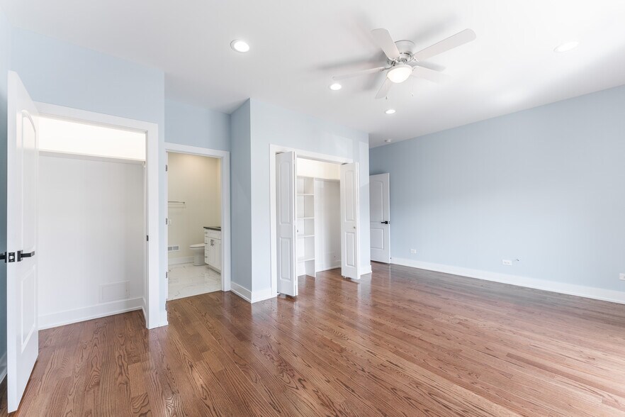 Building Photo - 3329 N Avers Ave