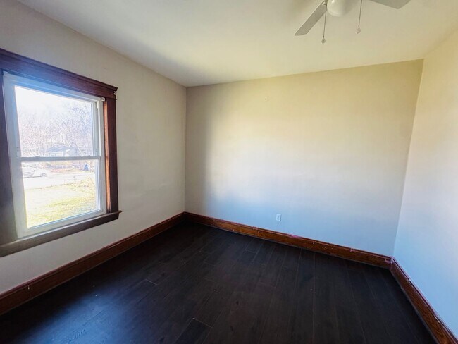 Building Photo - 7406 Ottawa Rd