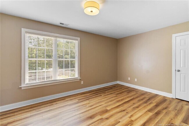 Building Photo - 5802 Rainsford Dr