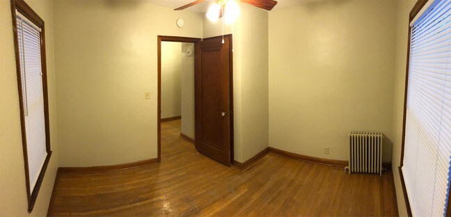 Building Photo - 808 11th St N