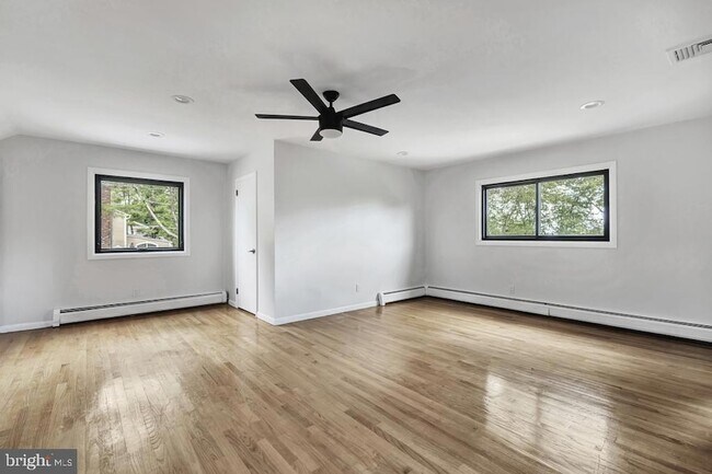 Building Photo - 136 Carlough Rd