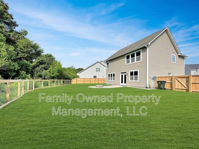 Building Photo - 206 Wathen Dr