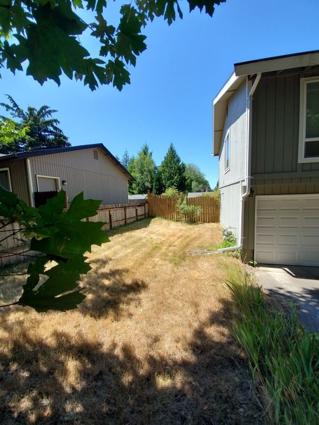 Building Photo - 3 Bed, 1.75 bath Home in Port Orchard