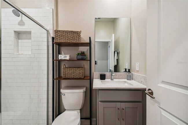 Building Photo - 9571 Little Bluestem Dr