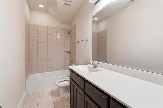 Building Photo - 1002 Payton Ln