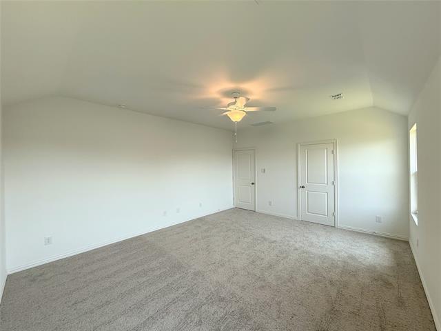 Building Photo - 713 Roanoke Dr