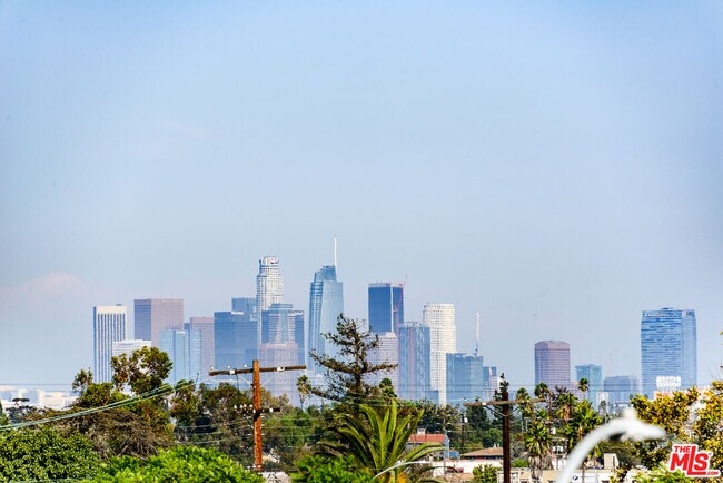 Building Photo - 1513 Orange Grove Ave