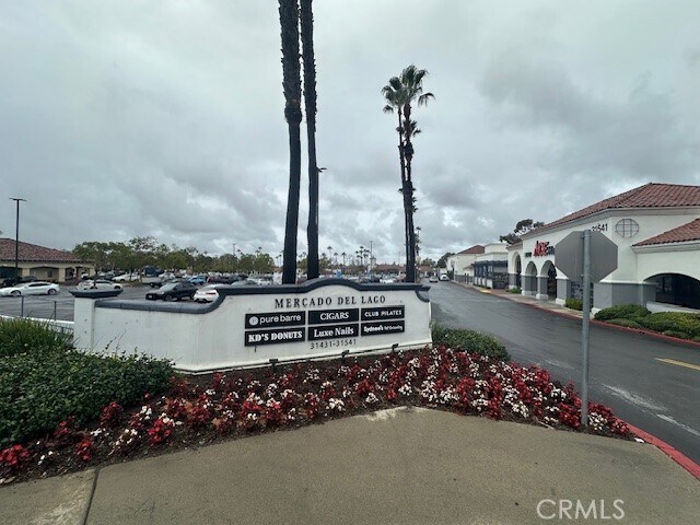 Building Photo - 45 Vía Tortuga