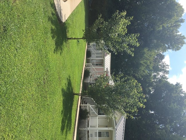 Building Photo - 22 Cottage Grove Dr