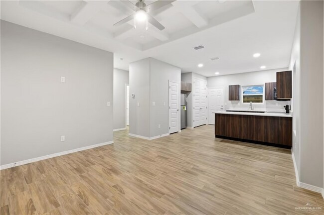 Building Photo - 4012 La Vista Ave
