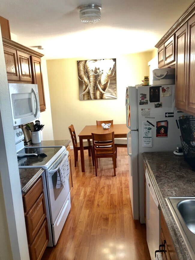 Building Photo - 4808 Malibu Rd