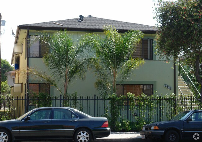 Primary Photo - 3626 Motor Ave