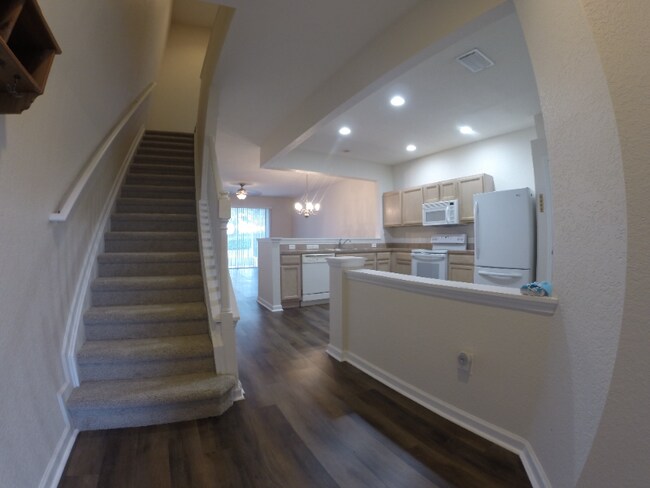 Building Photo - 4103 SW 54th Cir