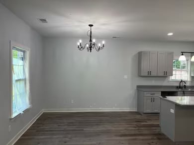 Building Photo - 2584 Tutwiler Ave