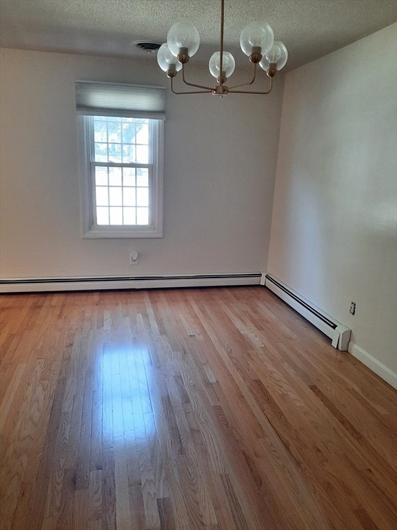 Building Photo - 315 Twin Lakes Dr
