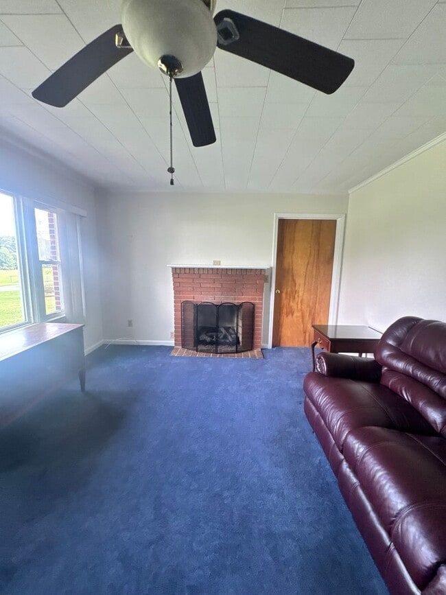 Building Photo - 103 Casar-Belwood Rd